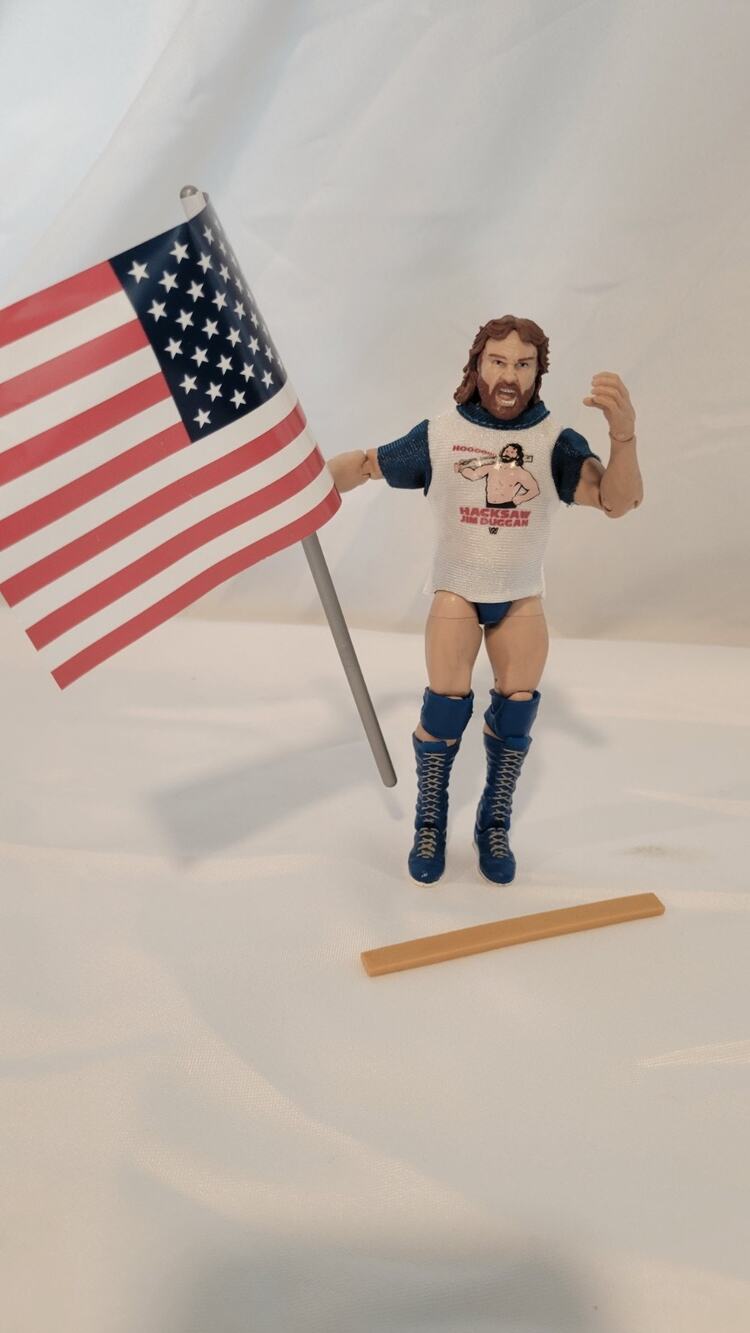 WWE Mattel Elite Hacksaw Jim Duggan Figure American Flag 2x4 Shirt Accessories